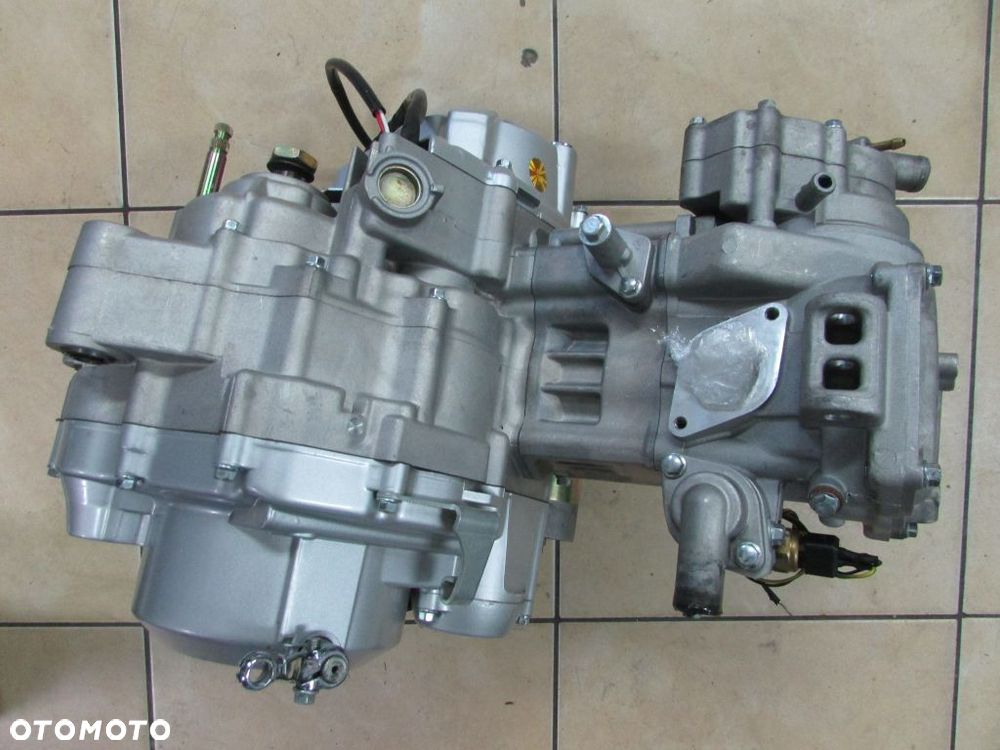 Beta Yingang Chiński Minarelli nie R125 silnik engine - 3