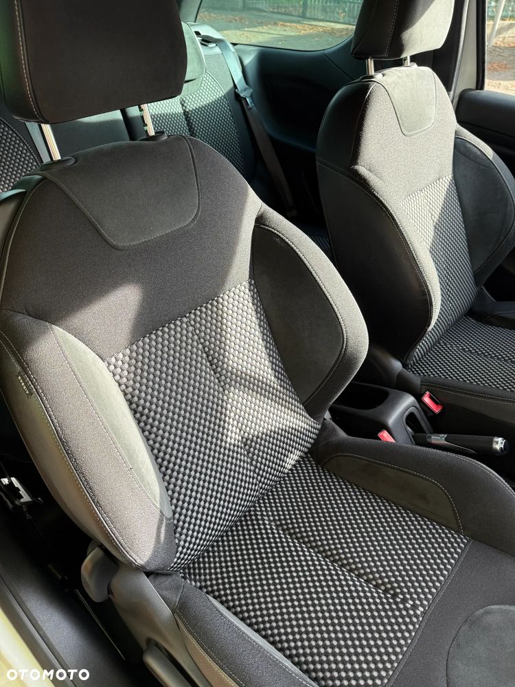 Citroën DS3 1.6 VTi SoChic - 15