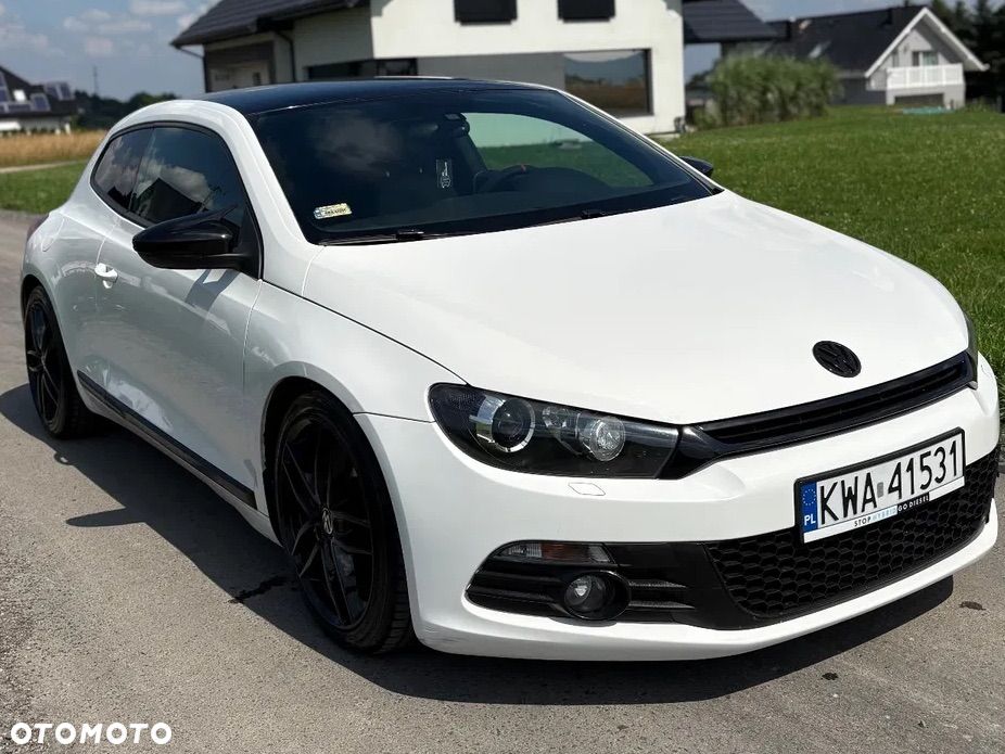 Volkswagen Scirocco 2.0 TDI DSG - 15