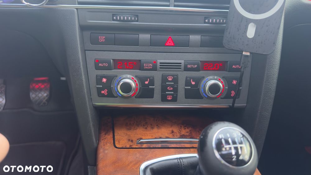 Audi A6 Avant - 11
