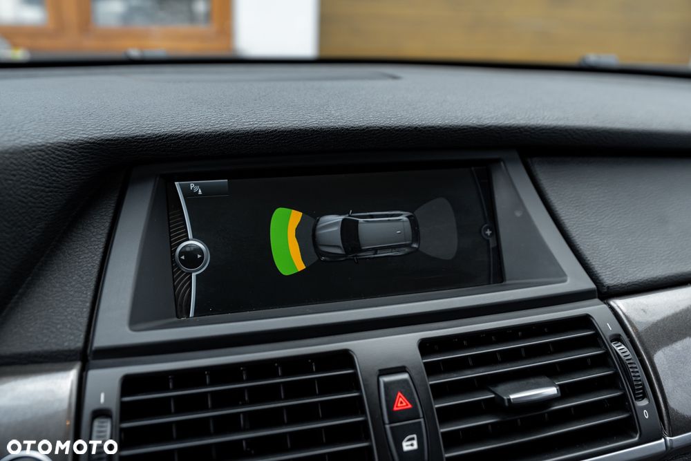 BMW X5 xDrive40d - 31