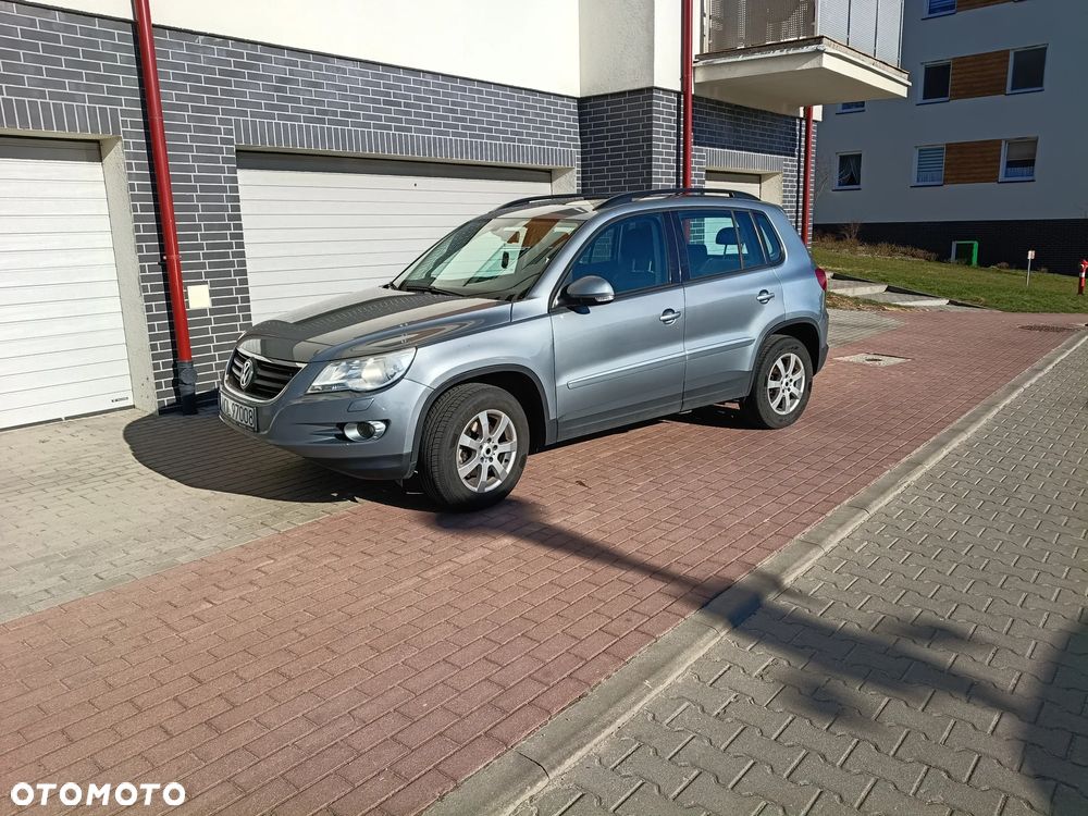 Volkswagen Tiguan 2.0 TDI DPF 4Motion BlueMotion Technology Trend & Fun - 8