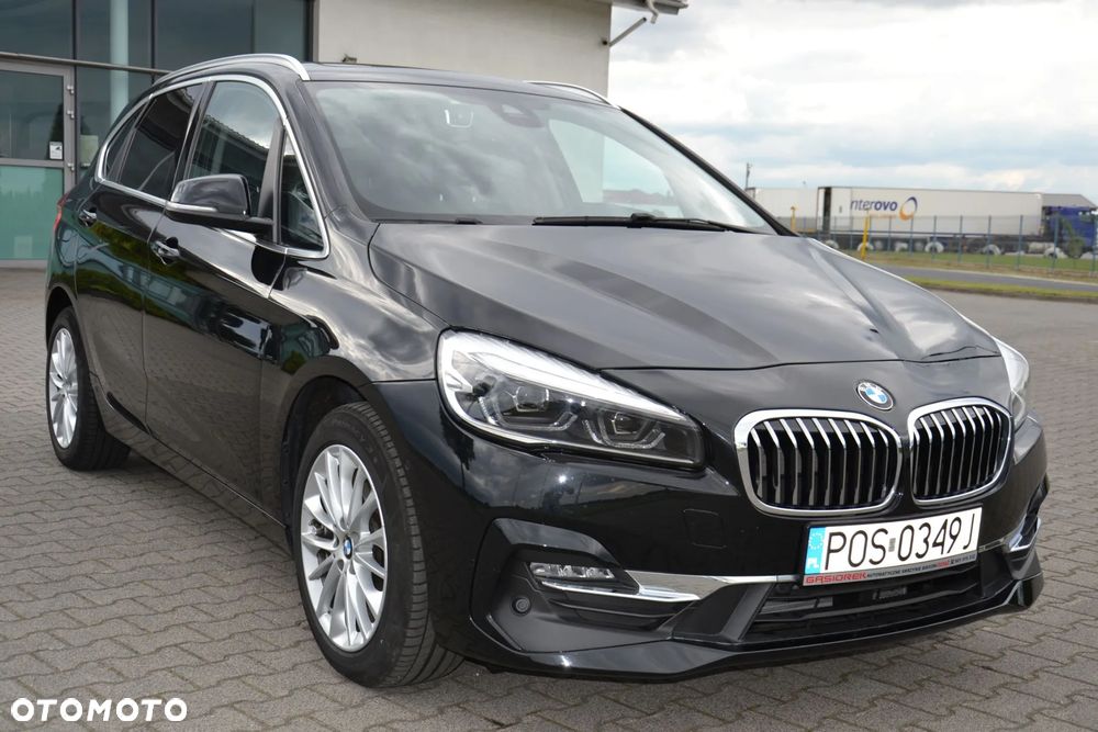 BMW Seria 2 218d - 9