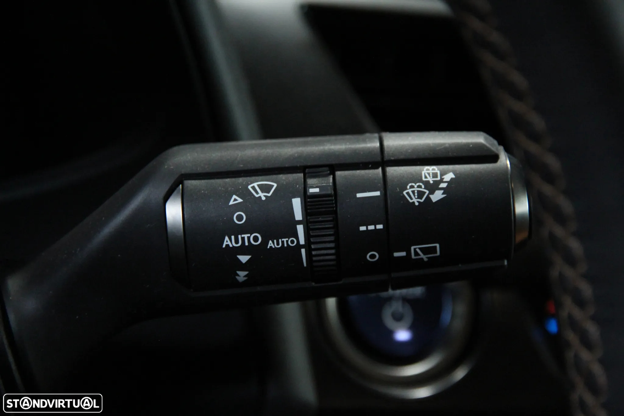 Lexus UX 250h Executive+ - 18