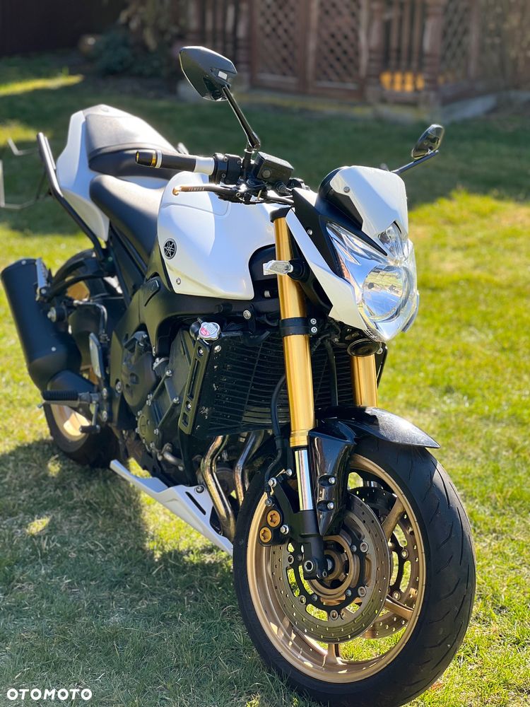 Yamaha FZ8 - 9