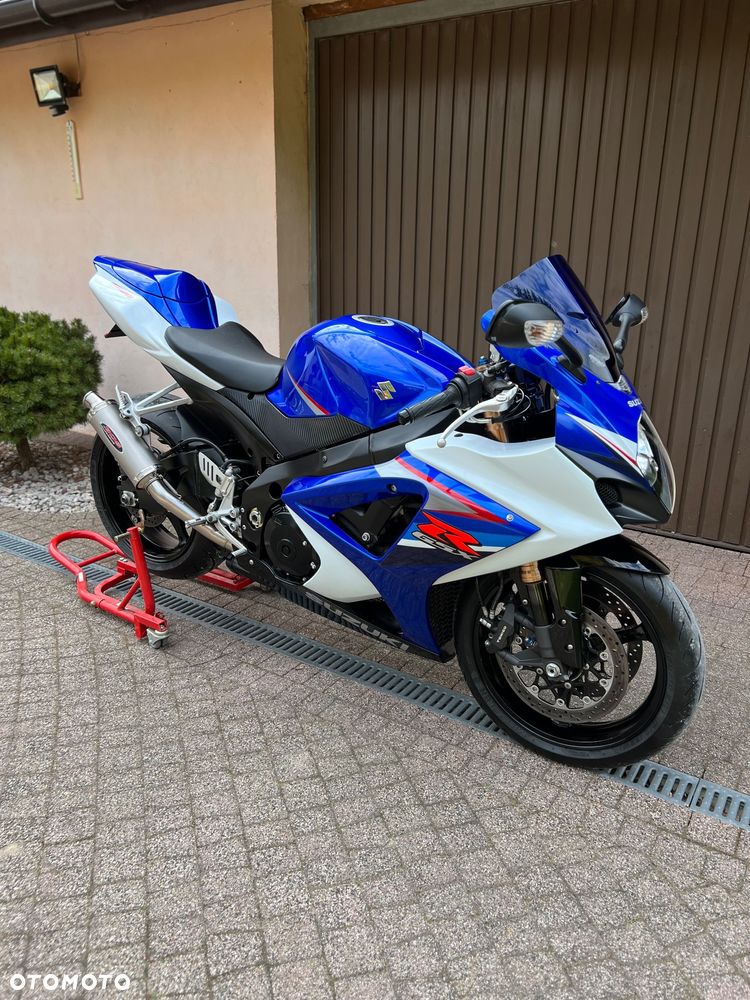 Suzuki GSX-R - 1