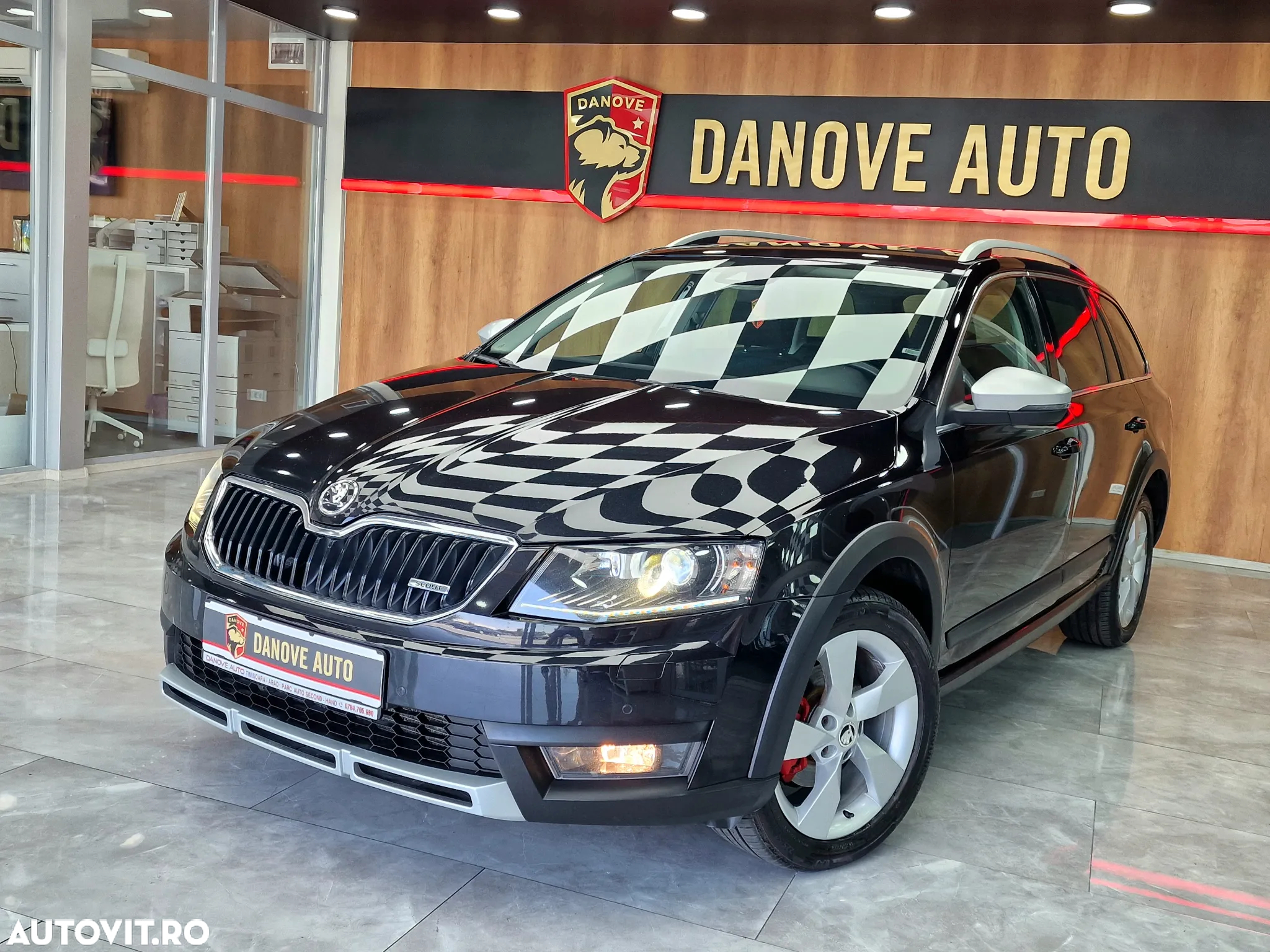 Skoda Octavia 2.0 TDI 4x4 Scout - 9