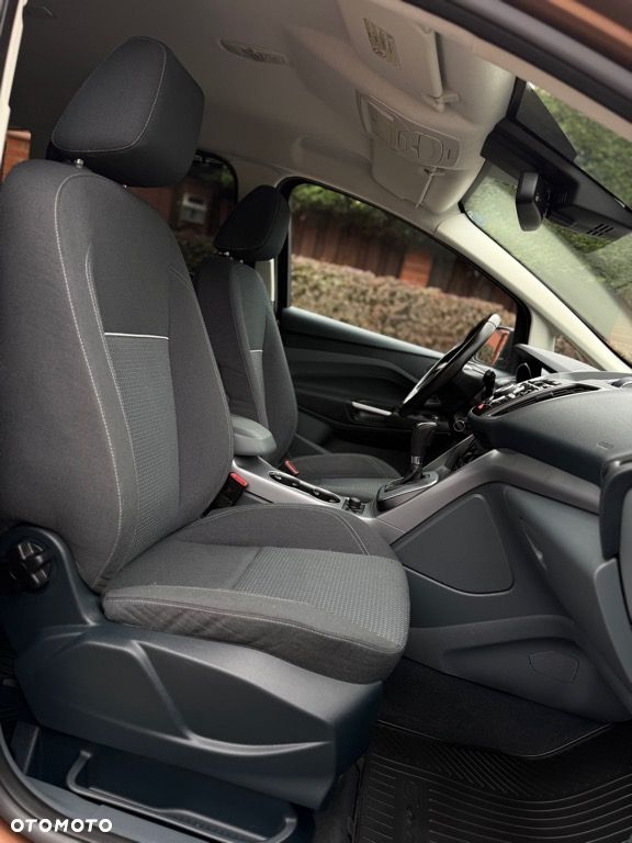 Ford C-MAX 2.0 TDCi Start-Stop-System Titanium - 34
