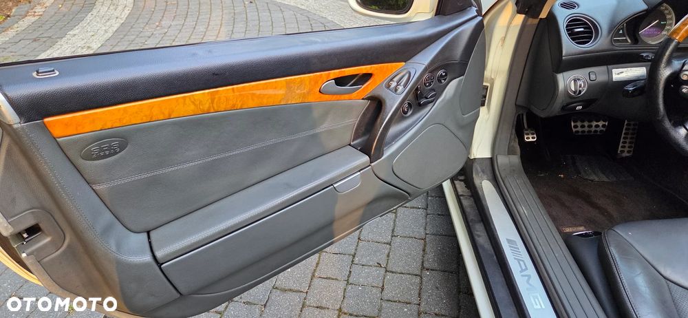 Mercedes-Benz SL - 22
