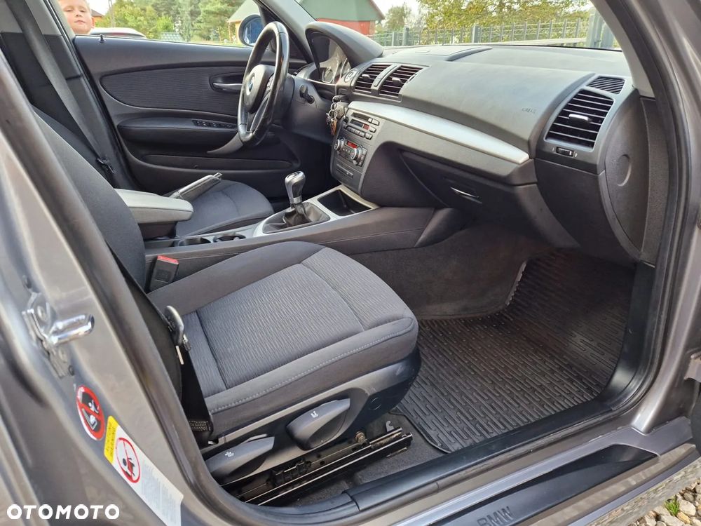 BMW Seria 1 116i - 9