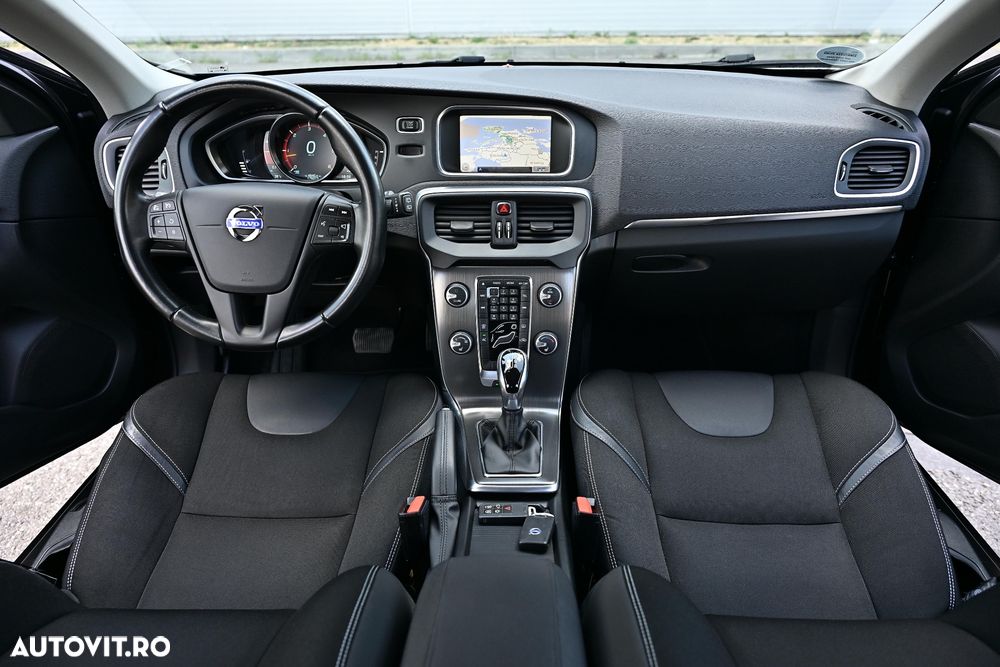 Volvo V40 - 8