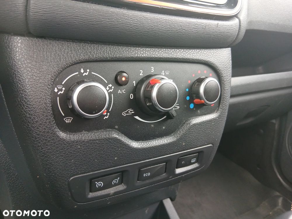 Dacia Lodgy 1.6 SCe Stepway S&S - 14