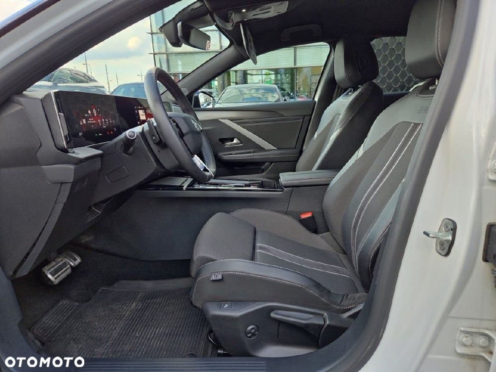Opel Astra 1.2 T GS S&S - 9