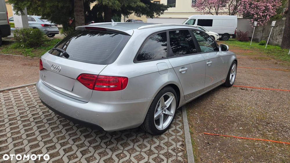Audi A4 Avant 2.0 TDI DPF Quattro - 4