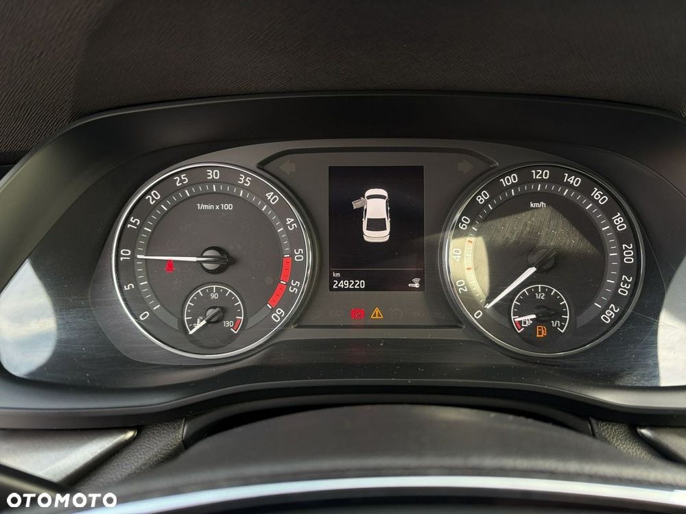 Skoda Octavia 2.0 TDI Ambition - 16