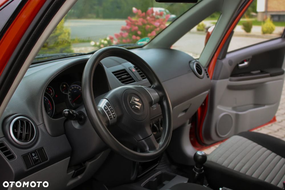 Suzuki SX4 1.6 VVT 4x4 Limited - 30