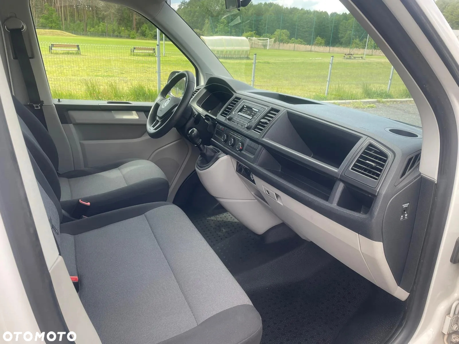 Volkswagen Transporter - 25