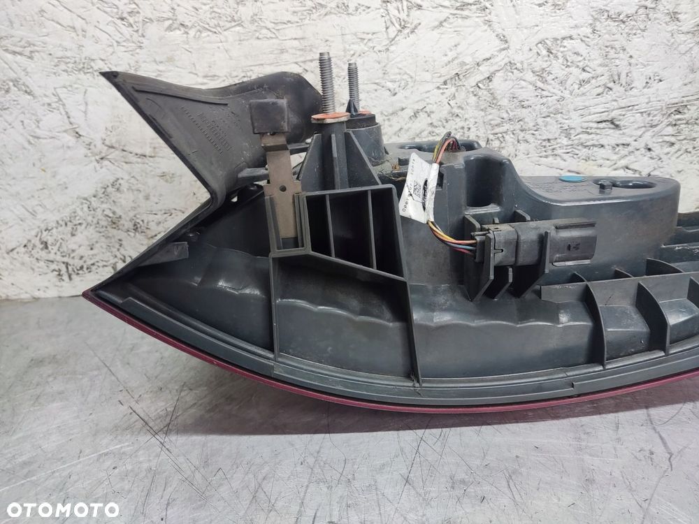 FORD MONDEO MK5 HB LAMPA LEWA W BŁOTNIK - 14