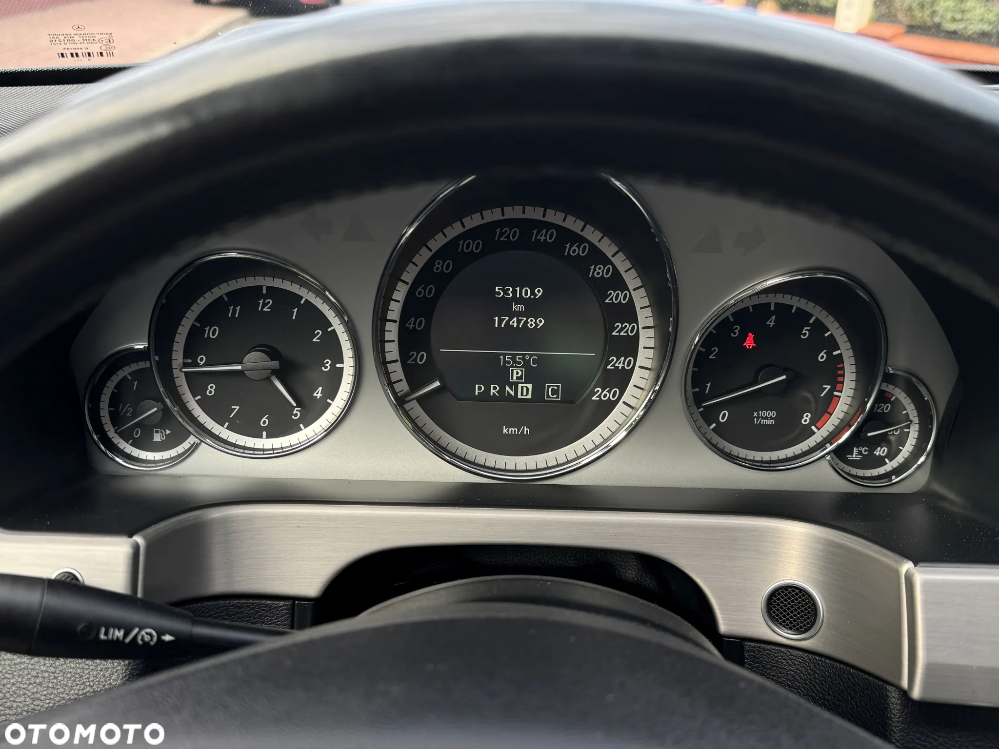 Mercedes-Benz Klasa E 250 CGI BlueEffICIENCY Avantgarde - 12