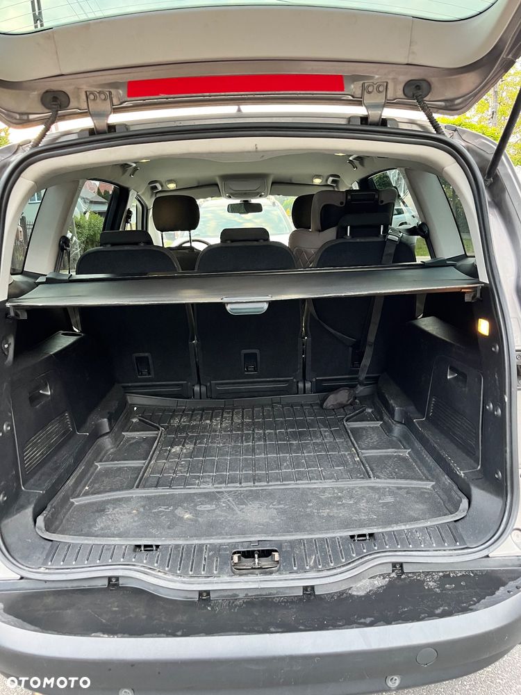 Ford S-Max 2.0 TDCi DPF Titanium - 19