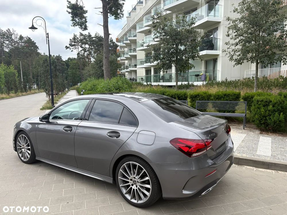 Mercedes-Benz Klasa A 200 AMG Line 7G-DCT - 3