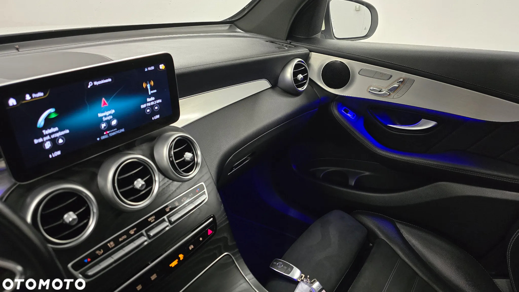 Mercedes-Benz GLC 300 de 4Matic 9G-TRONIC AMG Line Plus - 23