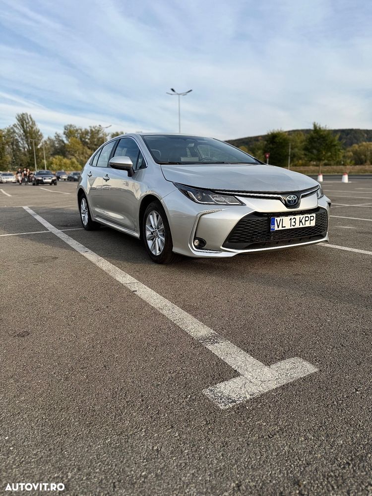 Toyota Corolla 1.8 HSD Business - 1