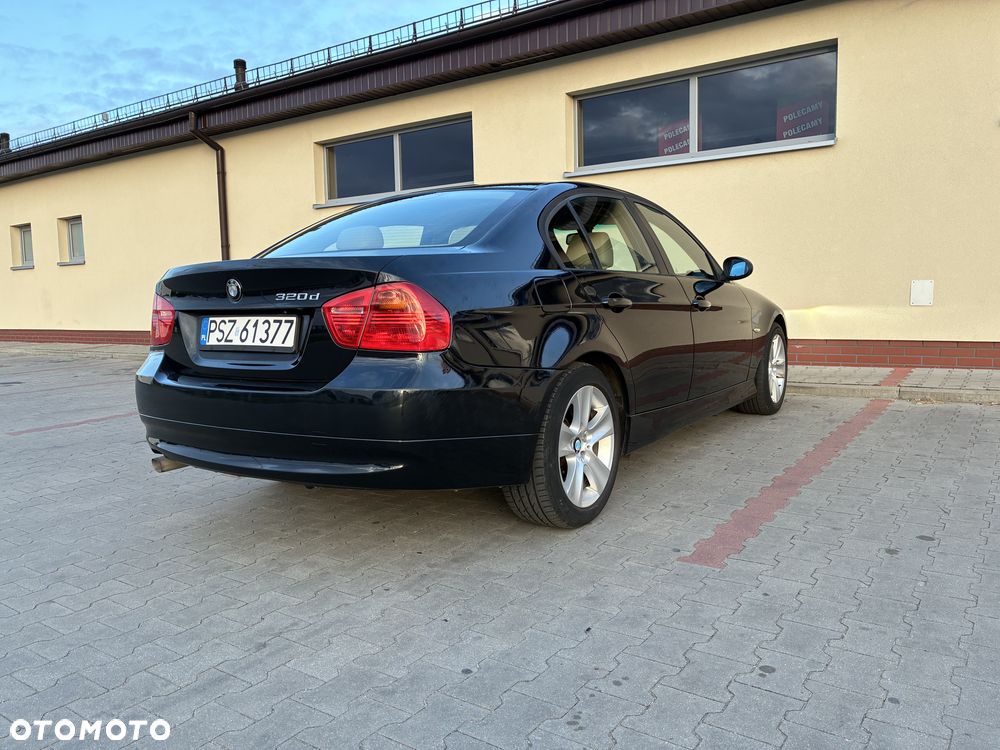 BMW Seria 3 320d - 6