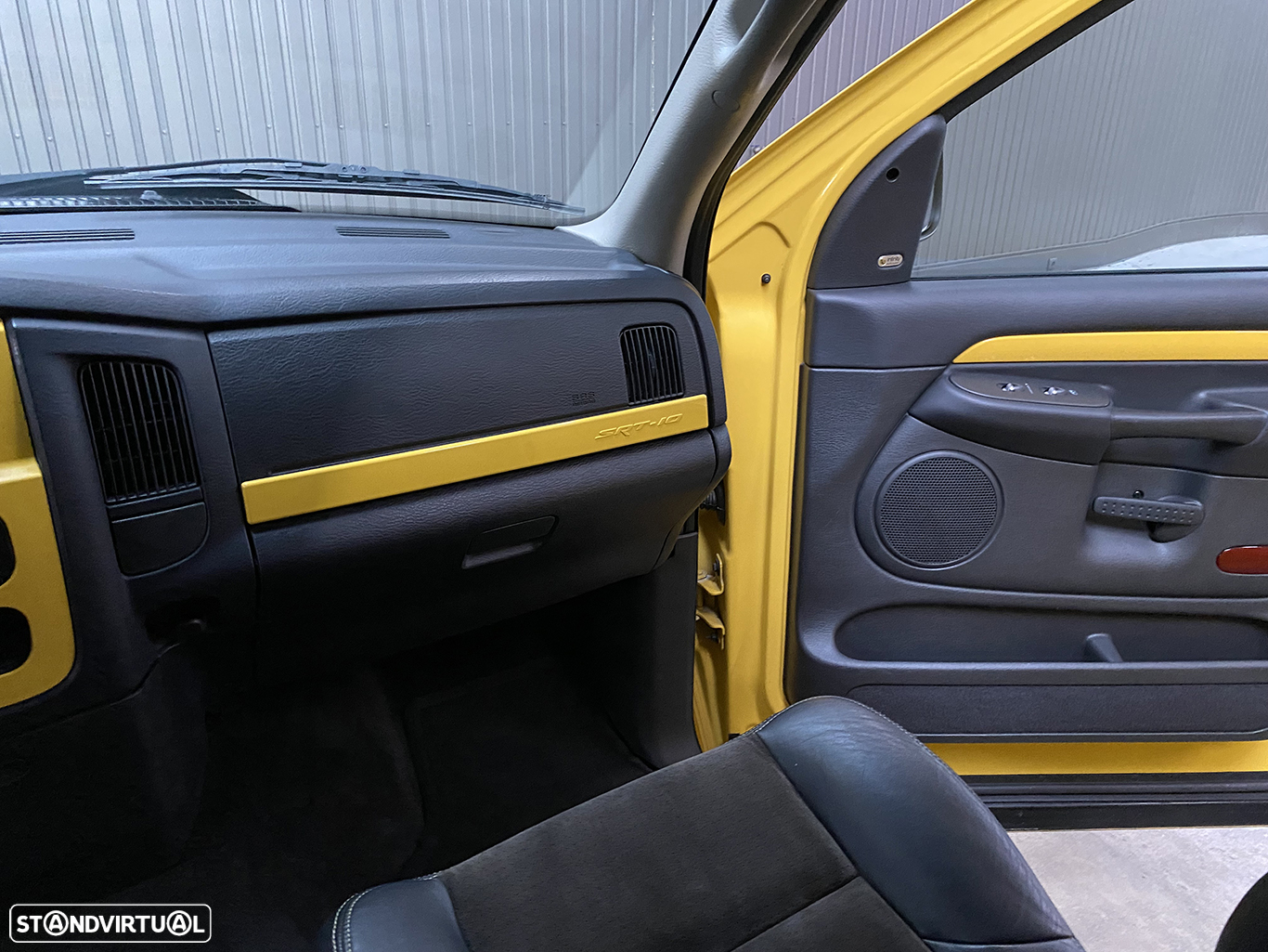 Dodge RAM SRT-10 Viper 8.3L V10 Yellow Fever Quadcab - 39