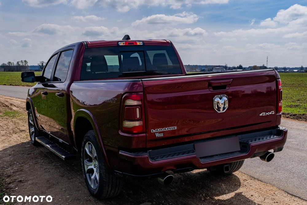 RAM 1500 Crew Cab Shortbed Laramie - 3