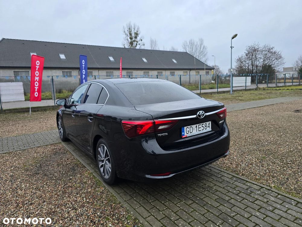 Toyota Avensis 2.0 Prestige NAVI MS - 8