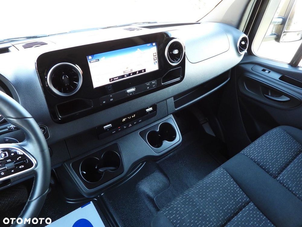 Mercedes-Benz SPRINTER 319 PLANDEKA 12 PALET TEMPOMAT NAWIGACJA PNEUMATYKA AUTOMAT HI-MATIC KLIMATYZACJA  190KM - 33
