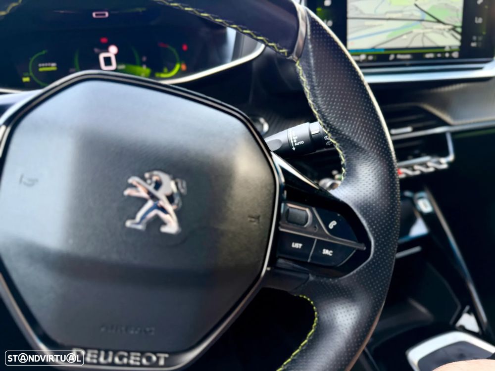 Peugeot 2008 1.2 PureTech GT Line - 20
