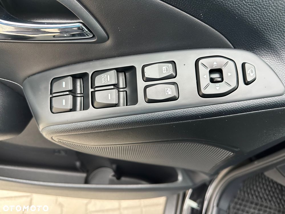 Hyundai ix35 2.0 CRDi Premium 4WD - 18