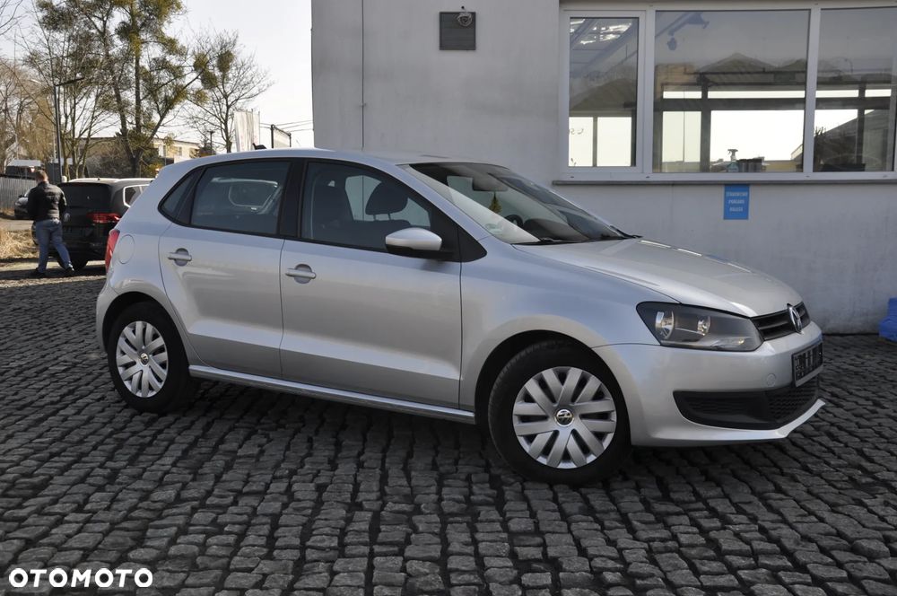 Volkswagen Polo 1.6 TDI DSG MATCH - 1