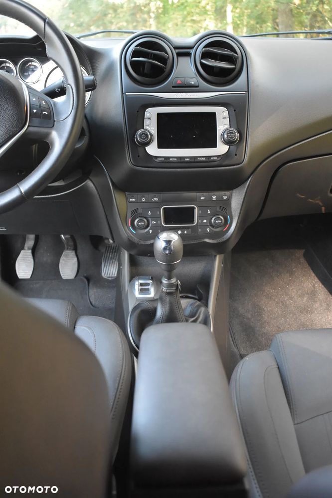 Alfa Romeo Mito 0.9 8V Turbo Twinair Super - 14