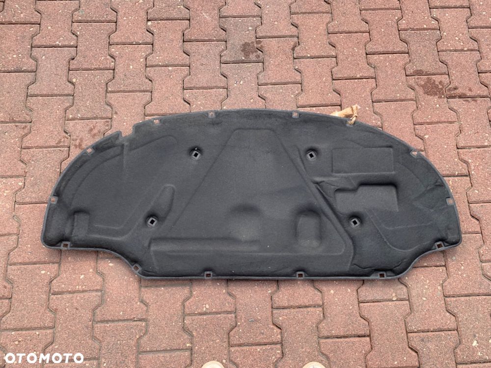 Audi A3 8P Wygłuszenie Maski - 1