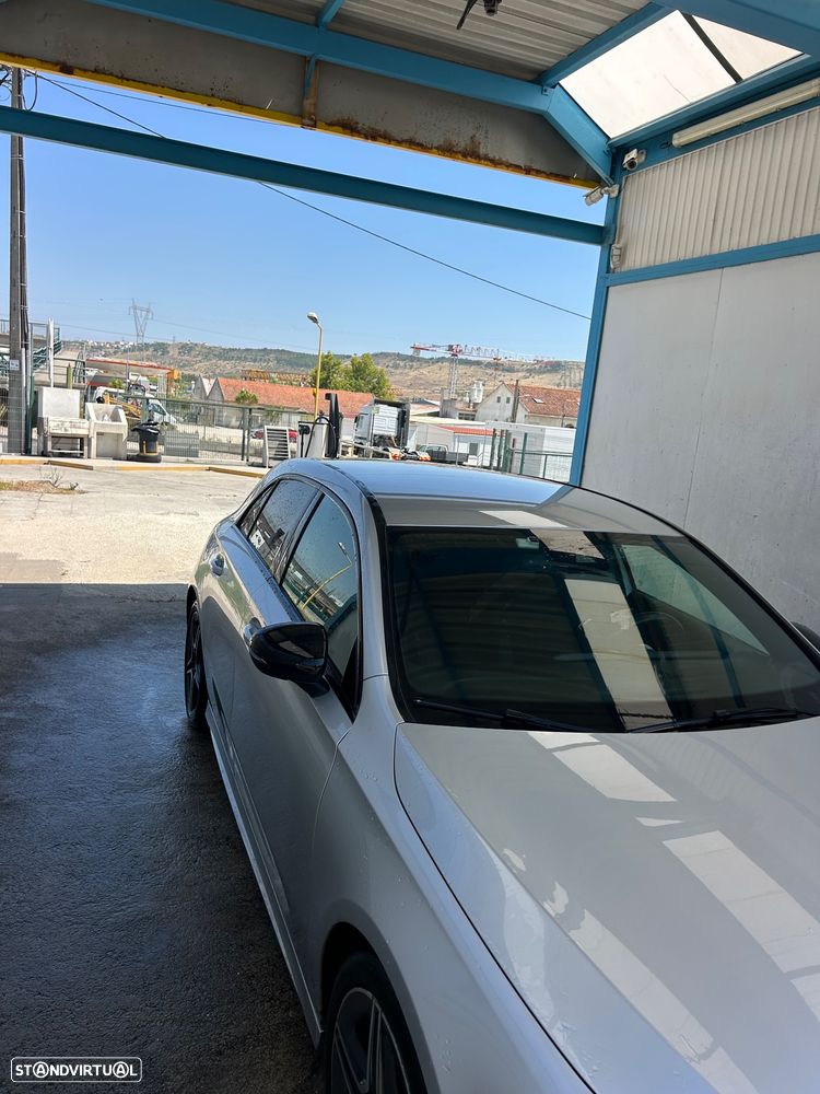 Mercedes-Benz A 180 d AMG Line - 4