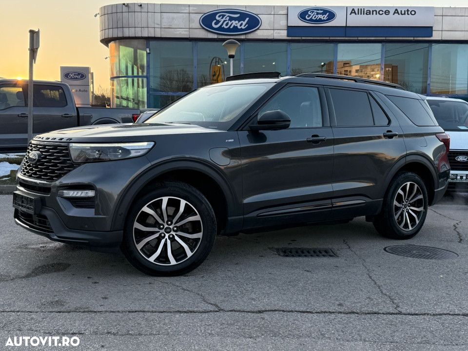 Ford Explorer - 2