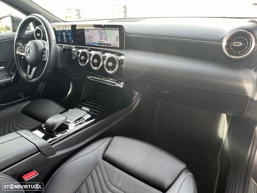 Mercedes-Benz A 180 d Style Plus Aut. - 24