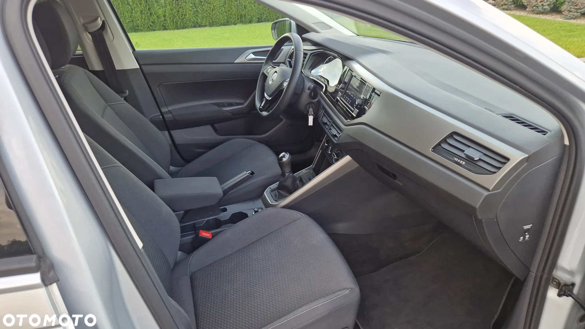 Volkswagen Polo 1.6 TDI SCR Comfortline - 10