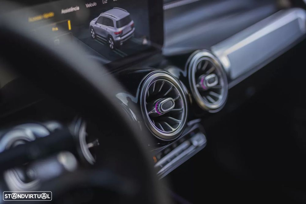 Mercedes-Benz GLB 180 d AMG Line - 15