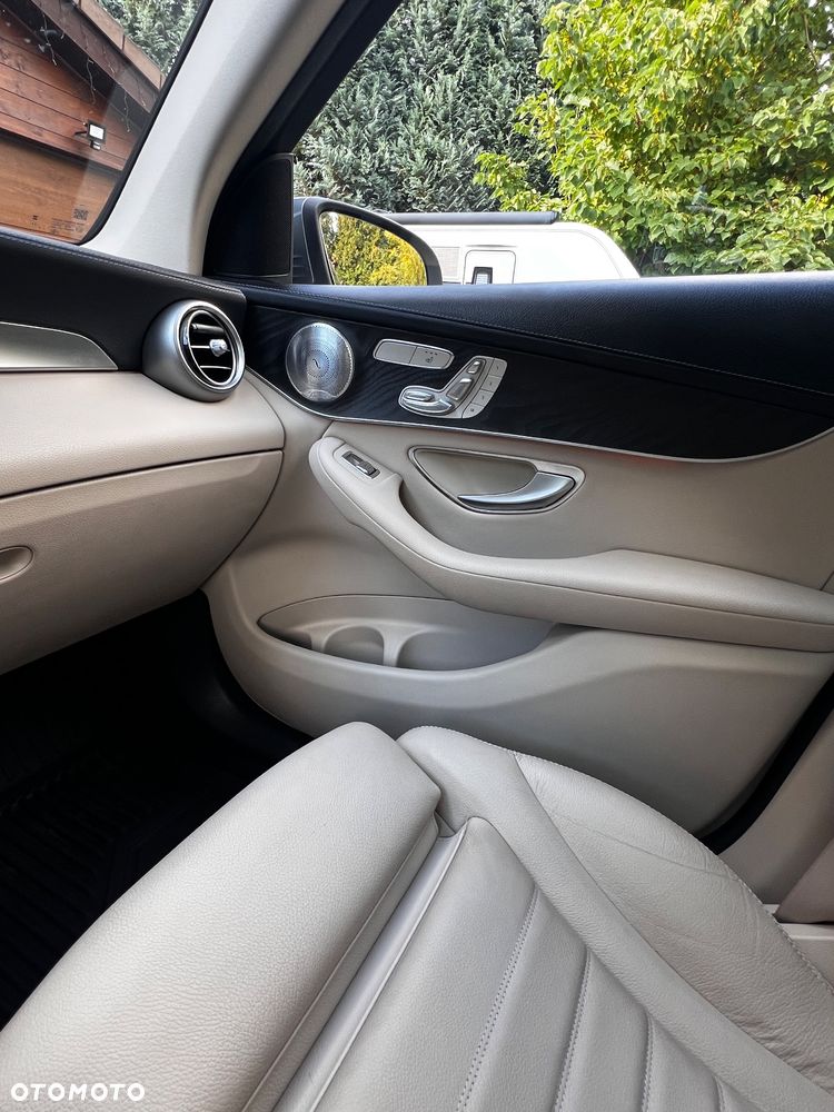 Mercedes-Benz GLC 250 4-Matic - 16