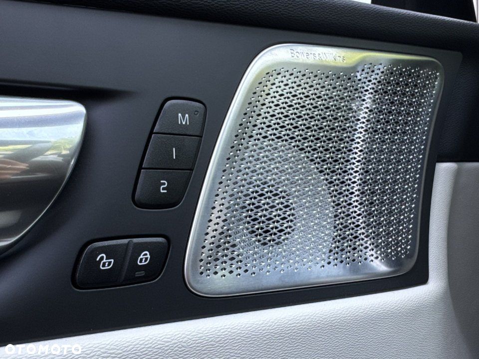 Volvo XC 60 - 25