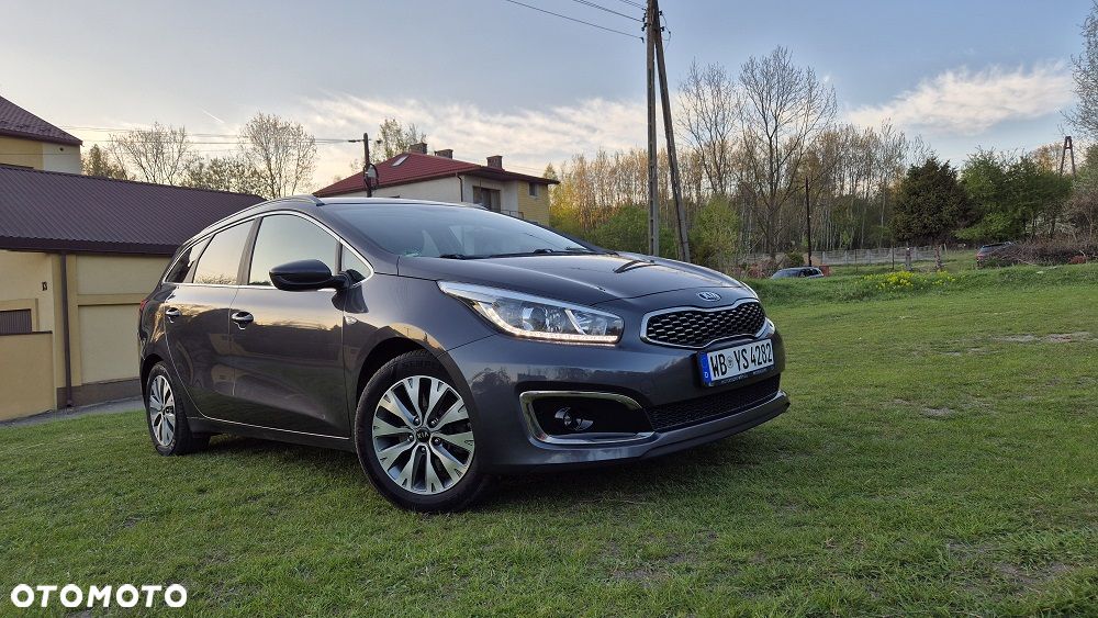 Kia Ceed 1.6 GDI ISG Spirit - 15