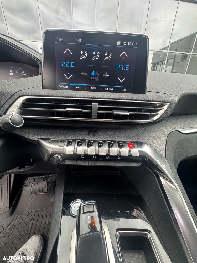 Peugeot 3008 - 11