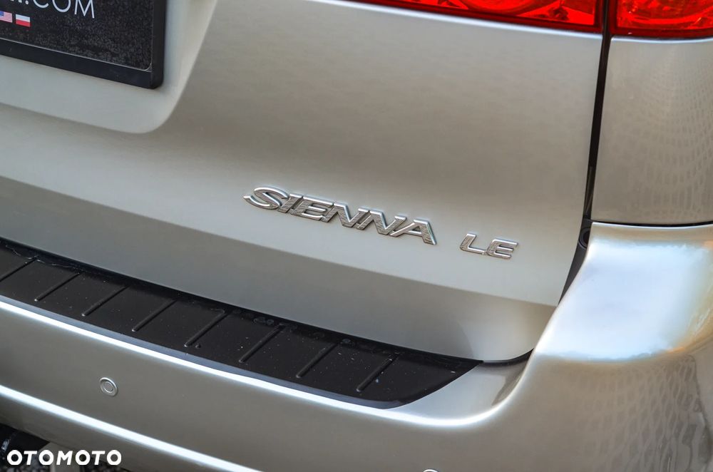 Toyota Sienna - 22