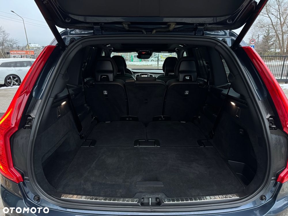 Volvo XC 90 B5 D AWD Ultimate Dark - 35