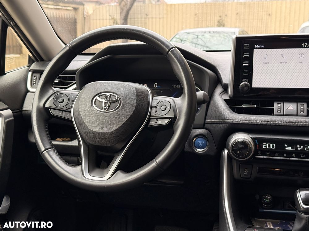 Toyota RAV4 - 9