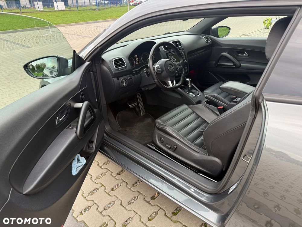 Volkswagen Scirocco 2.0 TDI DSG - 9